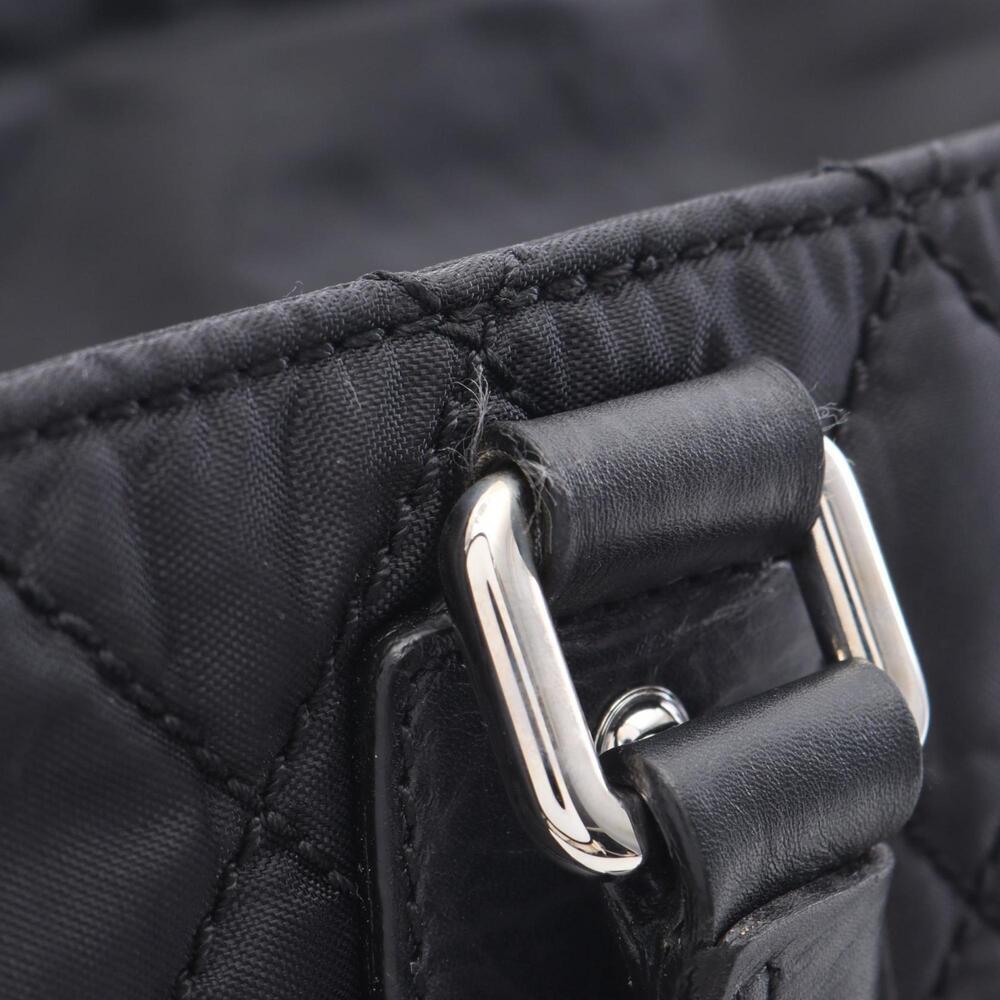 CHANEL Black Leather Tote Bag - Picture 6 of 9